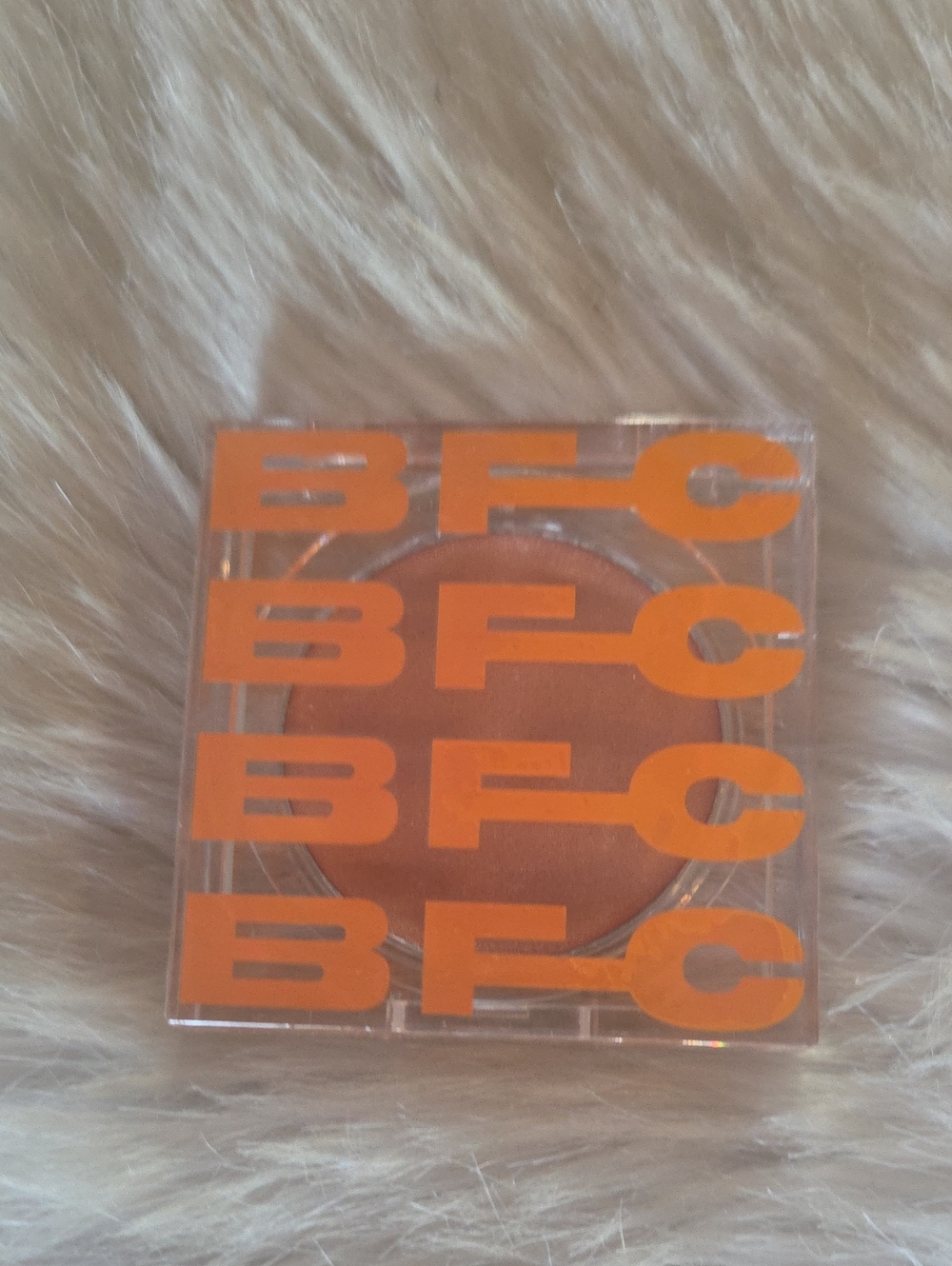 BFC Radiant Peach Highlighter — Warm Peach Glow
